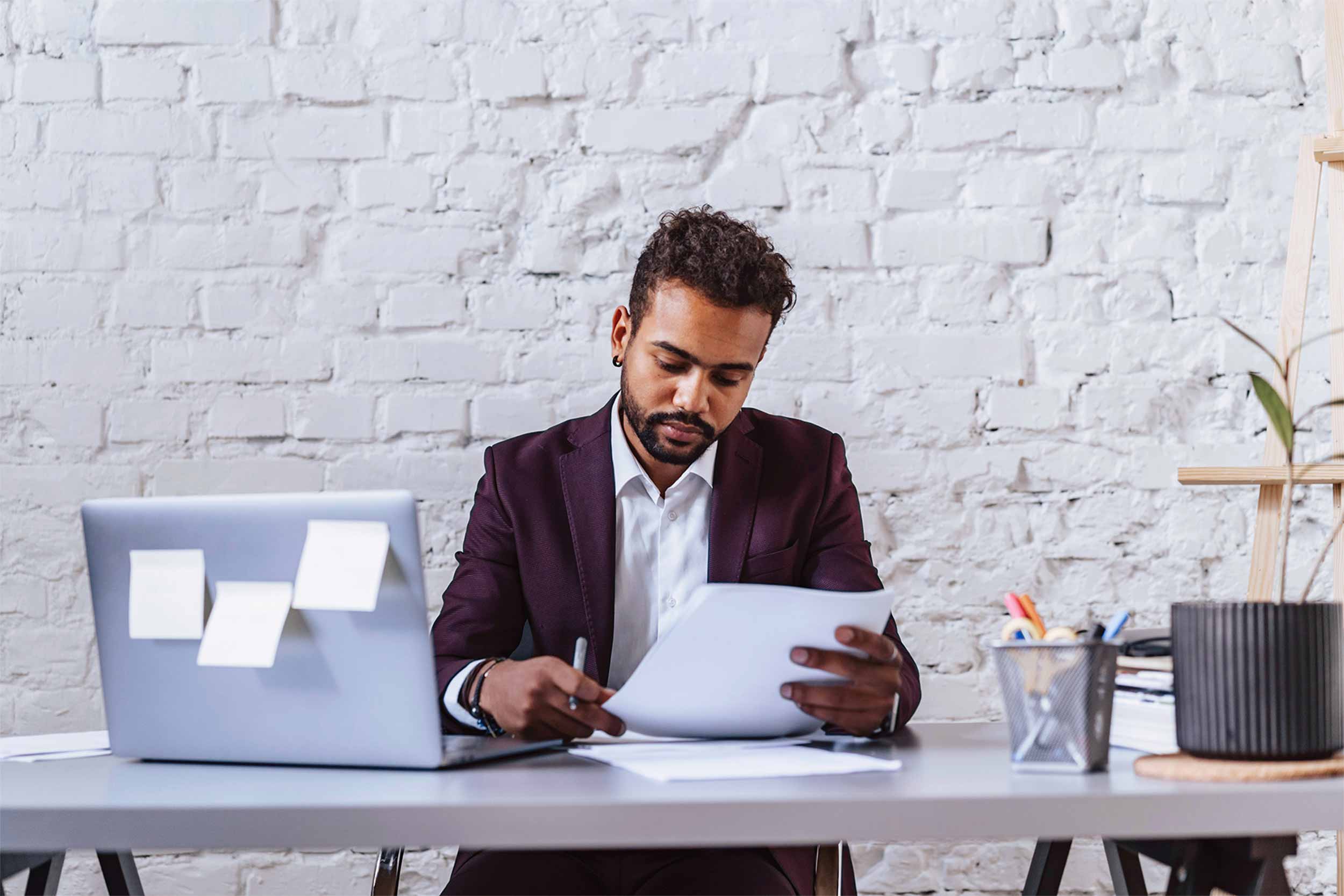 LOOKING FOR SALES EXECUTIVE  IN SALEM