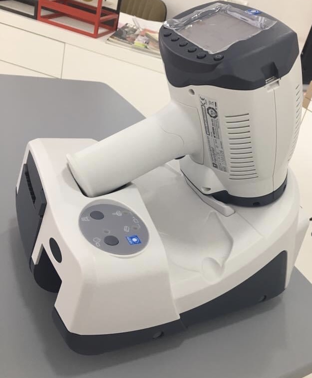 Nidek HandyRef K Handheld Ref Keratometer